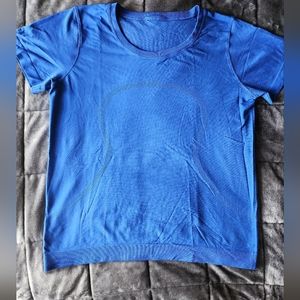 Lululemon Swiftly Tech Short Sleeve Relaxed Fit